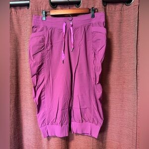 Athleta Women's Purple Fuscia Jogger Pants Capri Size 14 Great Condition!!!